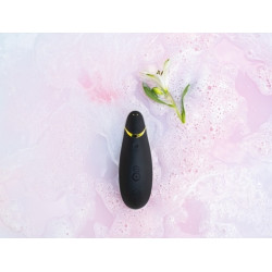 Womanizer Premium 2 陰蒂吸啜器（黑 藍 灰白 莓紅 紅）